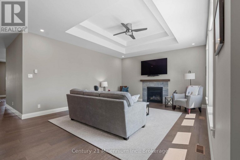 401 ALGOMA CRESCENT, Georgian Bluffs, Ontario, N0H1S0