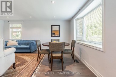 136 ORIOLE DRIVE East Gwillimbury (Holland Landing) Ontario photo 11