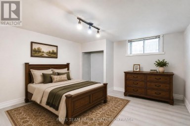 136 ORIOLE DRIVE East Gwillimbury (Holland Landing) Ontario photo 27