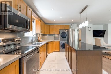136 ORIOLE DRIVE East Gwillimbury (Holland Landing) Ontario photo 9