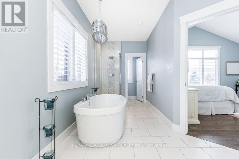 25 MENNILL DRIVE, Springwater (Snow Valley), Ontario, L0L1Y3