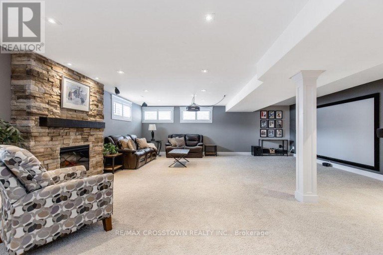 25 MENNILL DRIVE, Springwater (Snow Valley), Ontario, L0L1Y3