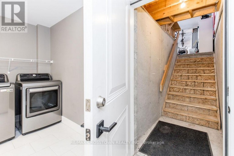 25 MENNILL DRIVE, Springwater (Snow Valley), Ontario, L0L1Y3