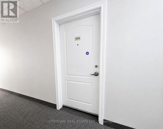 104 - 6350 DORCHESTER ROAD, Niagara Falls (Dorchester), Ontario, L2G0A1