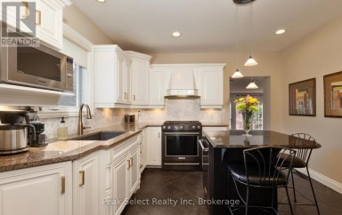 318 ELIZABETH STREET St. Marys Ontario photo 11