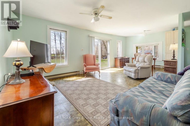 130 CROOKED HILL ROAD, South Bruce Peninsula, Ontario, N0H1A0