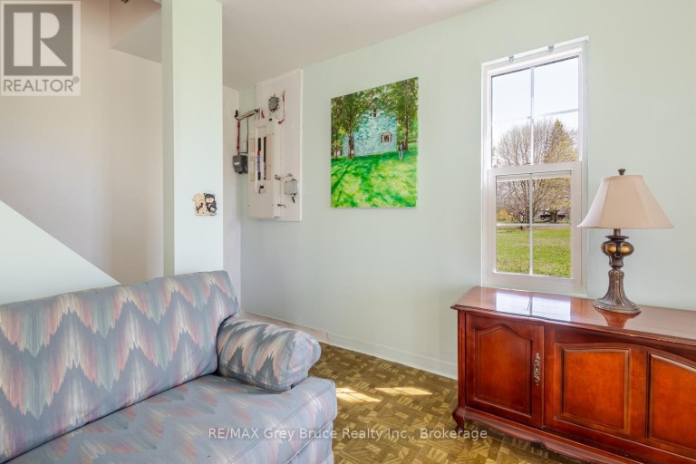 130 CROOKED HILL ROAD, South Bruce Peninsula, Ontario, N0H1A0