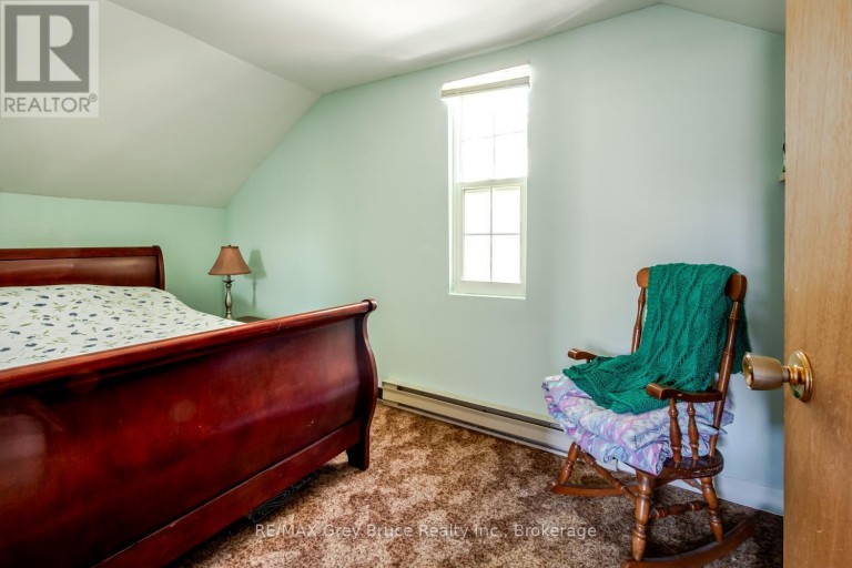 130 CROOKED HILL ROAD, South Bruce Peninsula, Ontario, N0H1A0