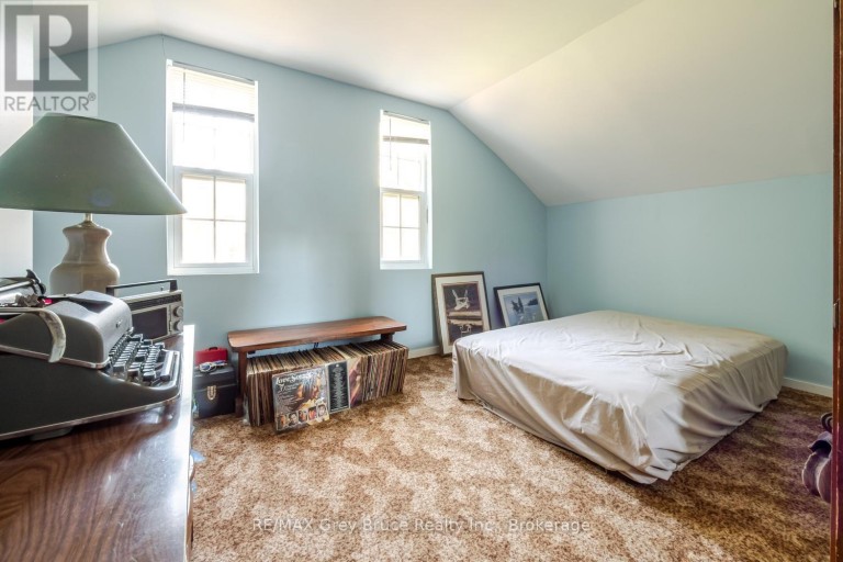130 CROOKED HILL ROAD, South Bruce Peninsula, Ontario, N0H1A0