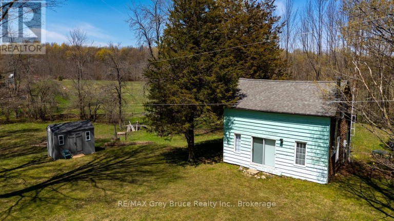 130 CROOKED HILL ROAD, South Bruce Peninsula, Ontario, N0H1A0
