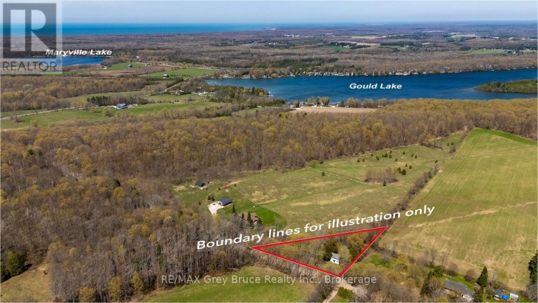 130 CROOKED HILL ROAD, South Bruce Peninsula, Ontario, N0H1A0