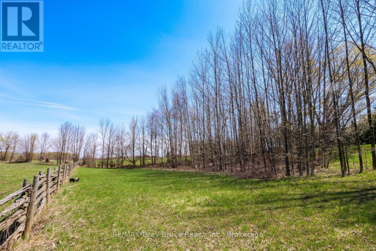 130 CROOKED HILL ROAD, South Bruce Peninsula, Ontario, N0H1A0