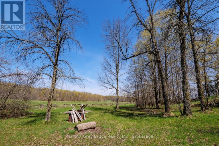 130 CROOKED HILL ROAD, South Bruce Peninsula, Ontario, N0H1A0