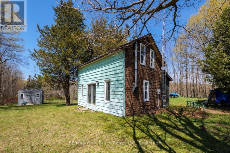 130 CROOKED HILL ROAD, South Bruce Peninsula, Ontario, N0H1A0