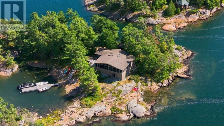 87 TONCHES ISLAND, The Archipelago (Archipelago North), Ontario, P0G1K0