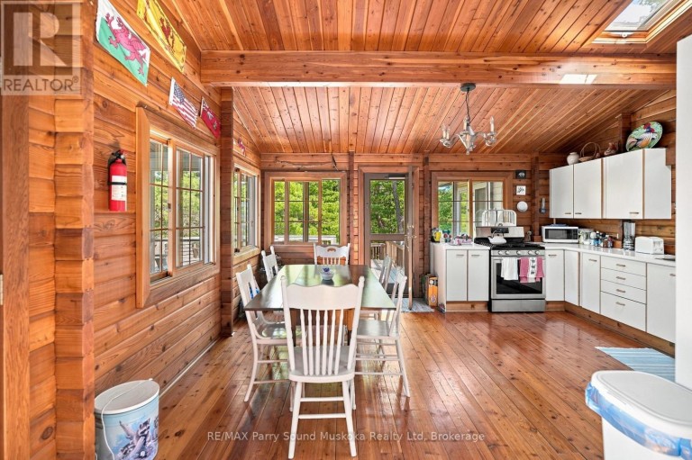 87 TONCHES ISLAND, The Archipelago (Archipelago North), Ontario, P0G1K0