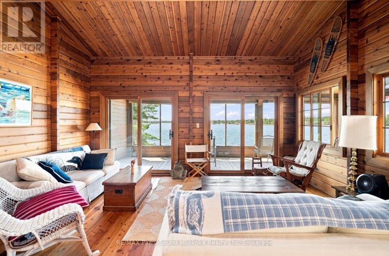 87 TONCHES ISLAND, The Archipelago (Archipelago North), Ontario, P0G1K0