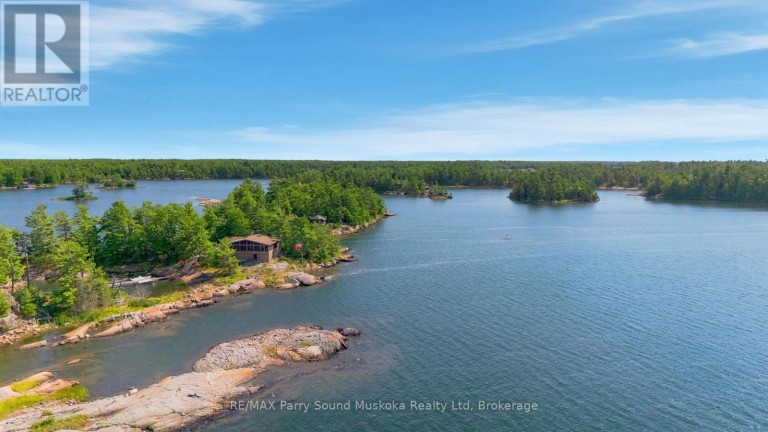 87 TONCHES ISLAND, The Archipelago (Archipelago North), Ontario, P0G1K0