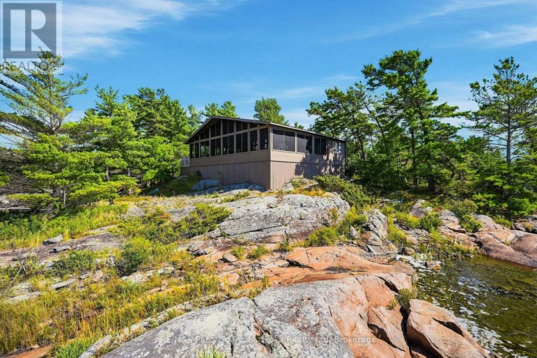 87 TONCHES ISLAND, The Archipelago (Archipelago North), Ontario, P0G1K0