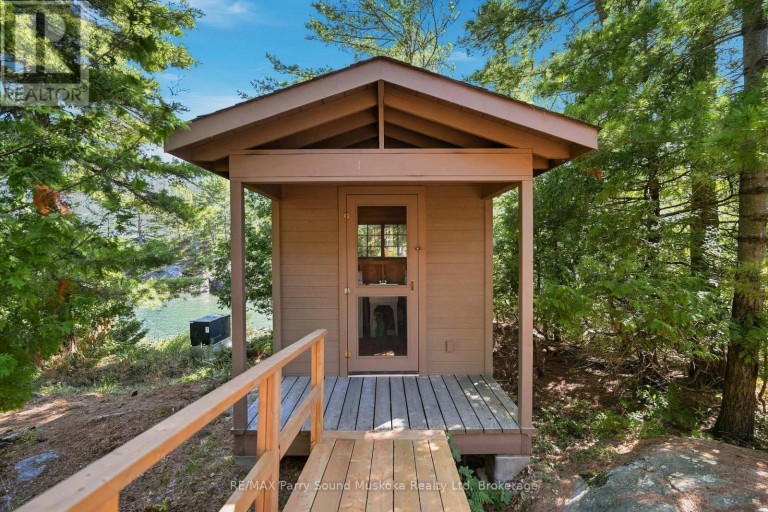 87 TONCHES ISLAND, The Archipelago (Archipelago North), Ontario, P0G1K0