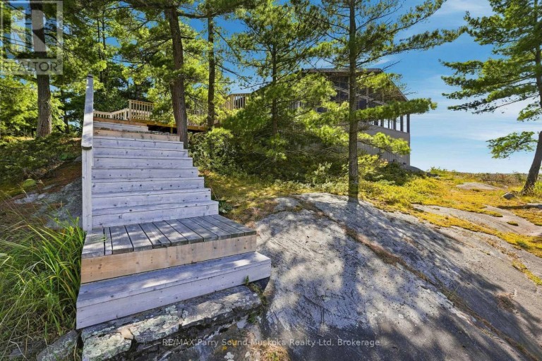 87 TONCHES ISLAND, The Archipelago (Archipelago North), Ontario, P0G1K0