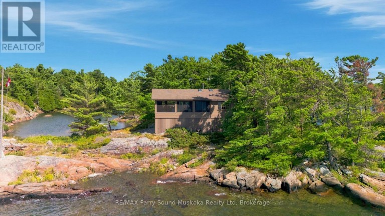 87 TONCHES ISLAND, The Archipelago (Archipelago North), Ontario, P0G1K0