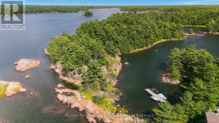 87 TONCHES ISLAND, The Archipelago (Archipelago North), Ontario, P0G1K0