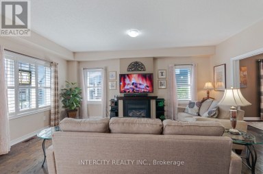 1359 DALLMAN STREET Innisfil (Lefroy) Ontario photo 11