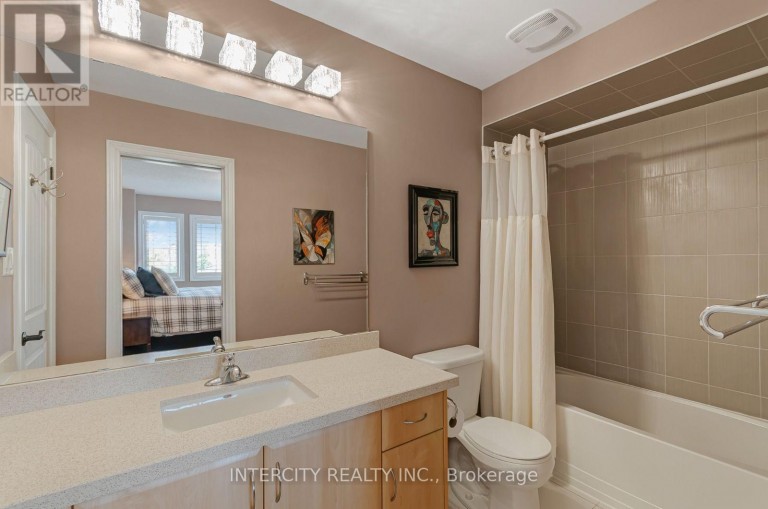 1359 DALLMAN STREET, Innisfil (Lefroy), Ontario, L0L1W0