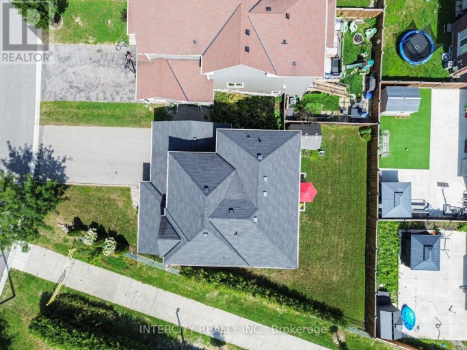 1359 DALLMAN STREET, Innisfil (Lefroy), Ontario, L0L1W0