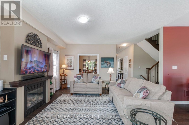 1359 DALLMAN STREET, Innisfil (Lefroy), Ontario, L0L1W0
