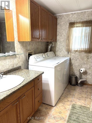 4 - 230 4 CONCESSION, South Bruce, Ontario, N0G1J0