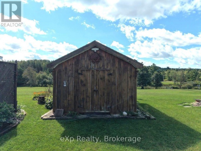 4 - 230 4 CONCESSION, South Bruce, Ontario, N0G1J0