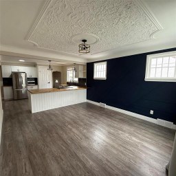1655 Pacific Avenue Winnipeg Manitoba photo 2