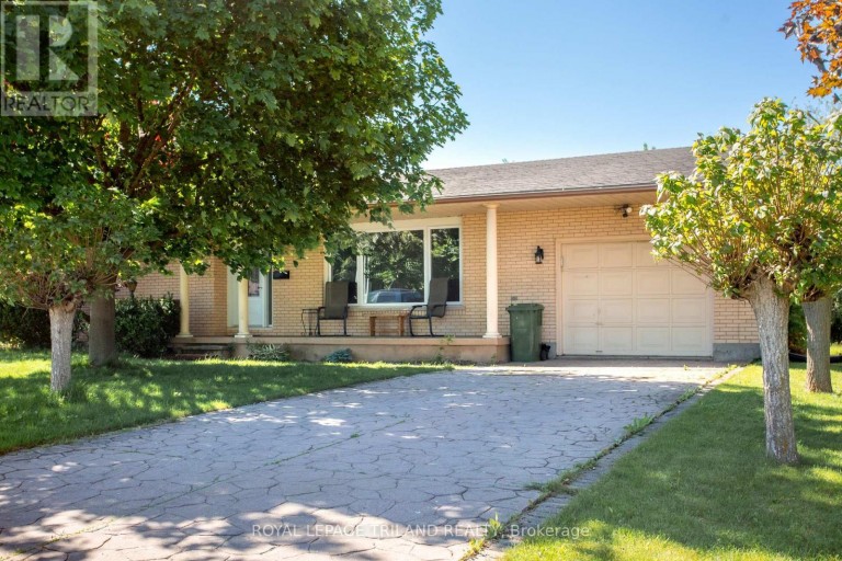 8 CROATIA COURT, St. Thomas, Ontario, N5R5P6