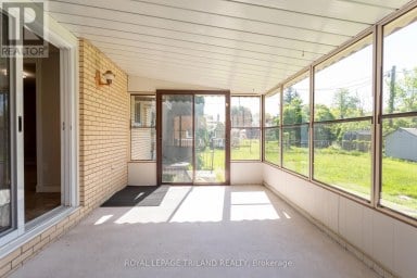 8 CROATIA COURT St. Thomas Ontario photo 14
