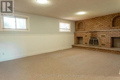 8 CROATIA COURT St. Thomas Ontario photo 30