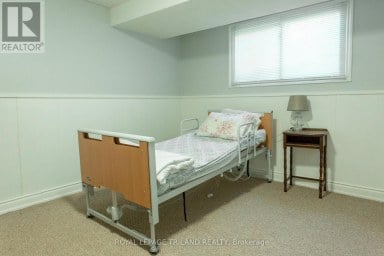 8 CROATIA COURT St. Thomas Ontario photo 31