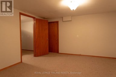 8 CROATIA COURT St. Thomas Ontario photo 33