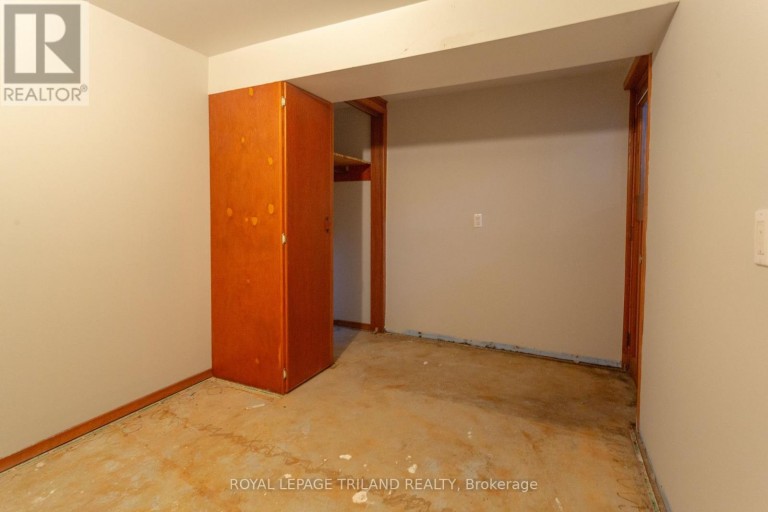 8 CROATIA COURT, St. Thomas, Ontario, N5R5P6