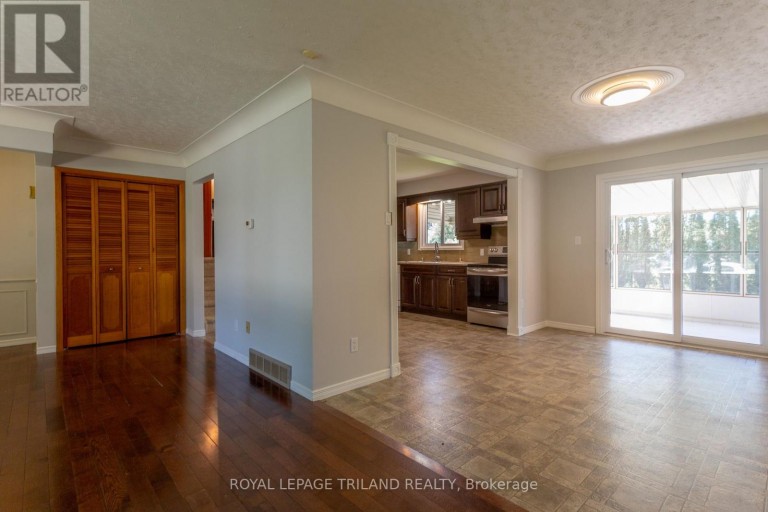 8 CROATIA COURT, St. Thomas, Ontario, N5R5P6