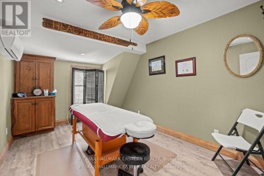 2215 DAVID FIFE LINE Otonabee-South Monaghan Ontario photo 14