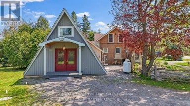 2215 DAVID FIFE LINE Otonabee-South Monaghan Ontario photo 4