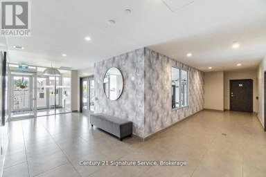 911 - 716 MAIN STREET E Milton (TM Timberlea) Ontario photo 3