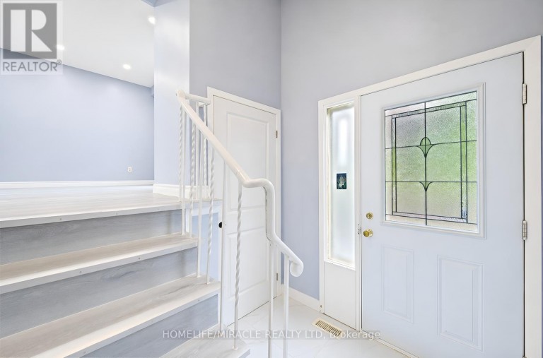 177 WESTMORE DRIVE S, Toronto (West Humber-Clairville), Ontario, M9V4N2