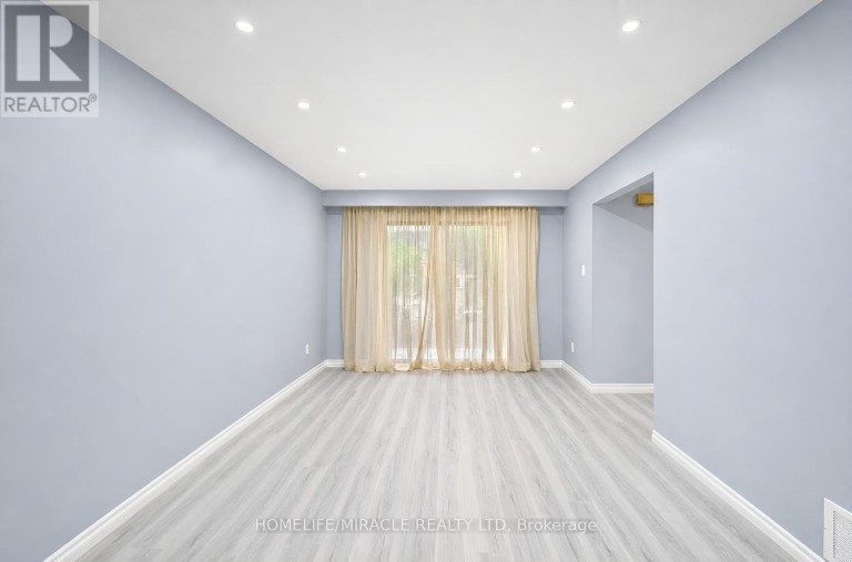 177 WESTMORE DRIVE S, Toronto (West Humber-Clairville), Ontario, M9V4N2