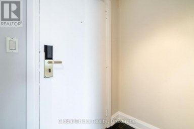 901 - 2737 KEELE STREET Toronto (Downsview-Roding-CFB) Ontario photo 3