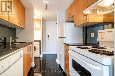 901 - 2737 KEELE STREET Toronto (Downsview-Roding-CFB) Ontario photo 4