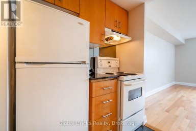 901 - 2737 KEELE STREET Toronto (Downsview-Roding-CFB) Ontario photo 7