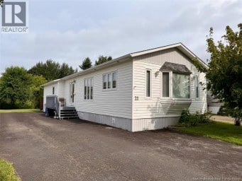 21 Mountain View Place Campbellton New Brunswick photo 1